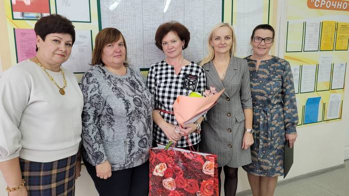 0 02 05 7f0a0b41545fad30e0c63bdfe02a7d83dd28f7b9882b8a32fb505d752d3967f6 950648916b23265b