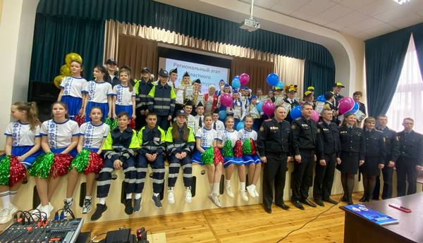 photo 5330571799437625496 y111