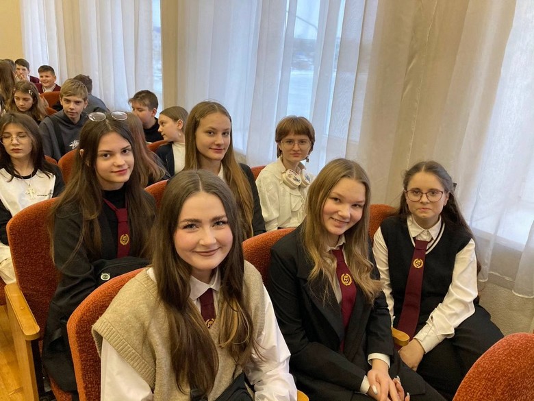 0 02 05 c77fc0525819b88bba190bf37110c6b4a813292cb76adac1a765d7adcef8932c b85e225c343e9e76