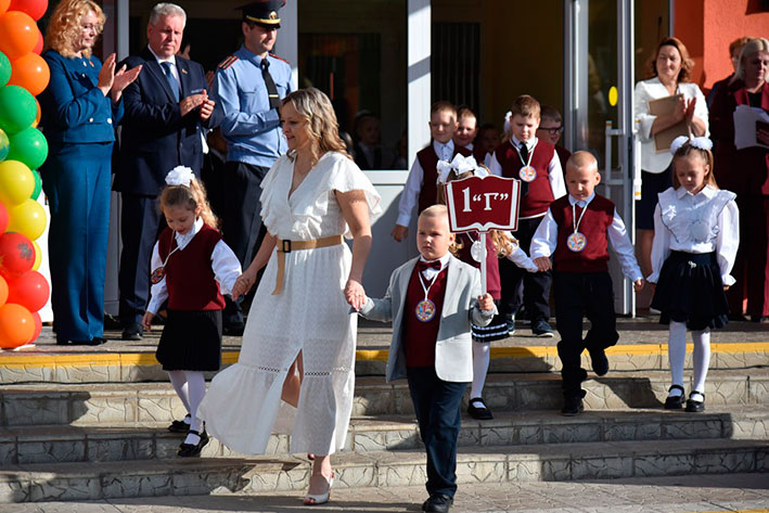 Линейка в Глубокской районной гимназии 5