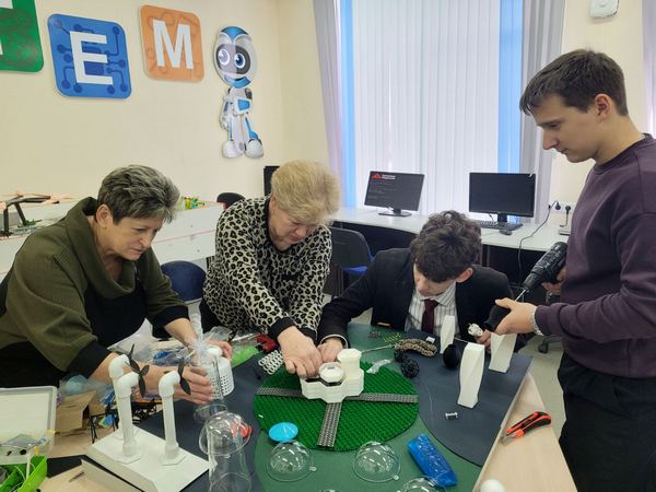 3 2025 12 03 15 21 58 369